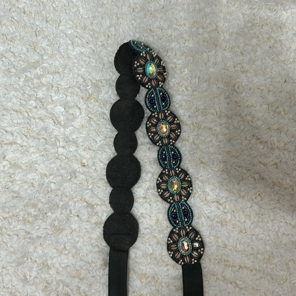 Handbeaded Embellished stretchable belt - Picture 5 of 6